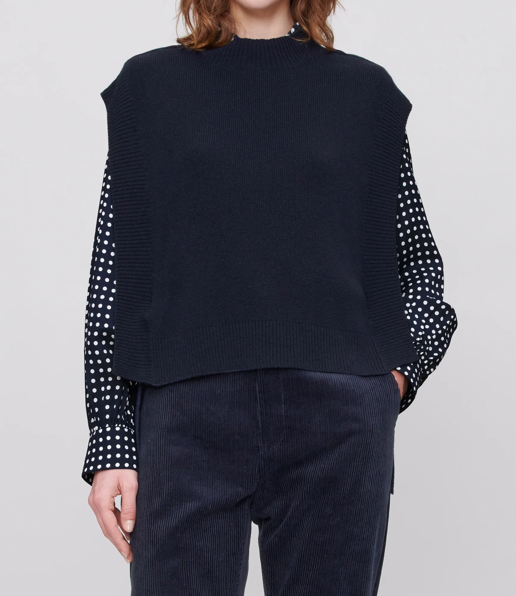 Mathilde sleeveless sweater - Image 3