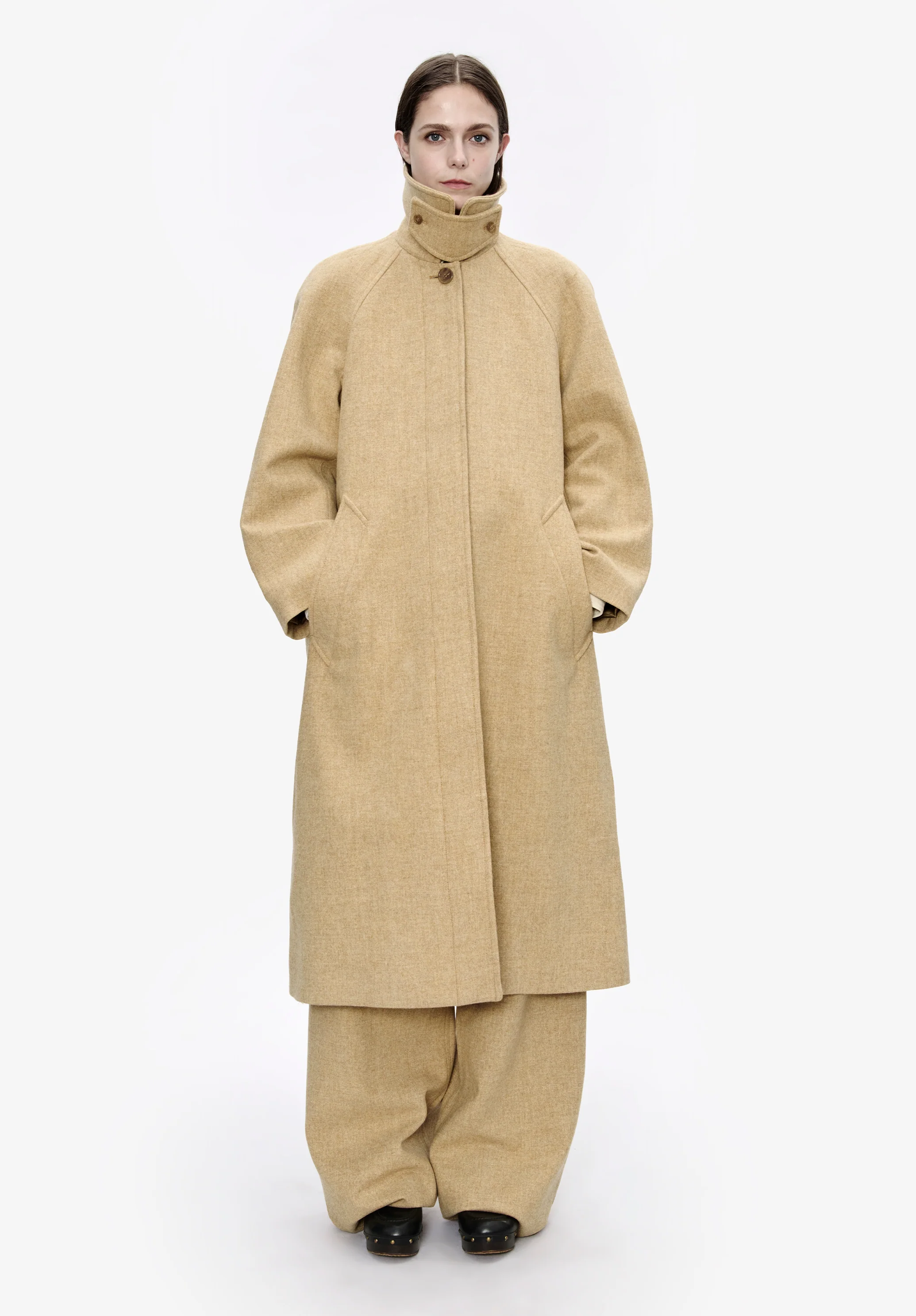 Raglan sleeve coat - Image 4